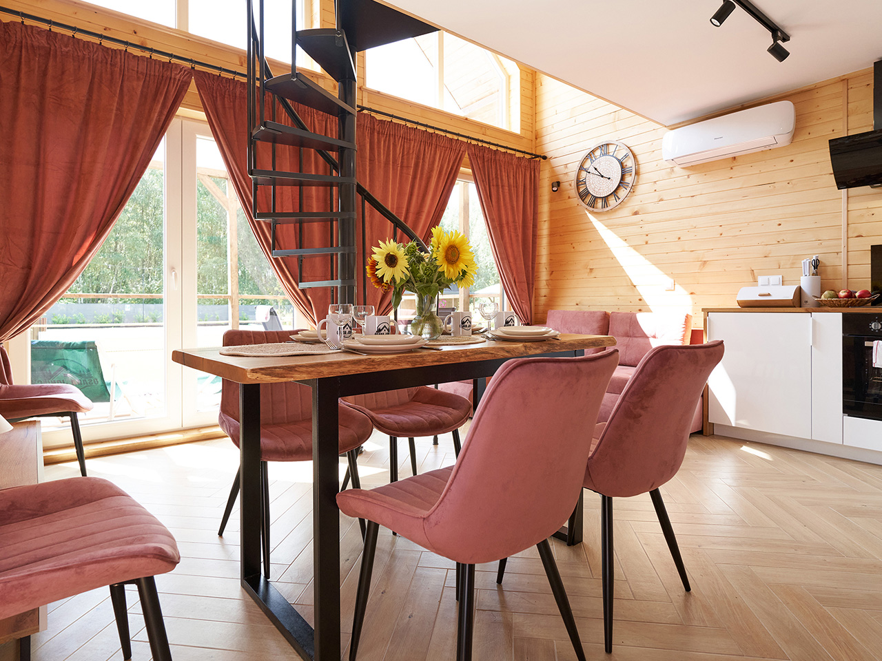 Domek3_slider_0000s_0003_4